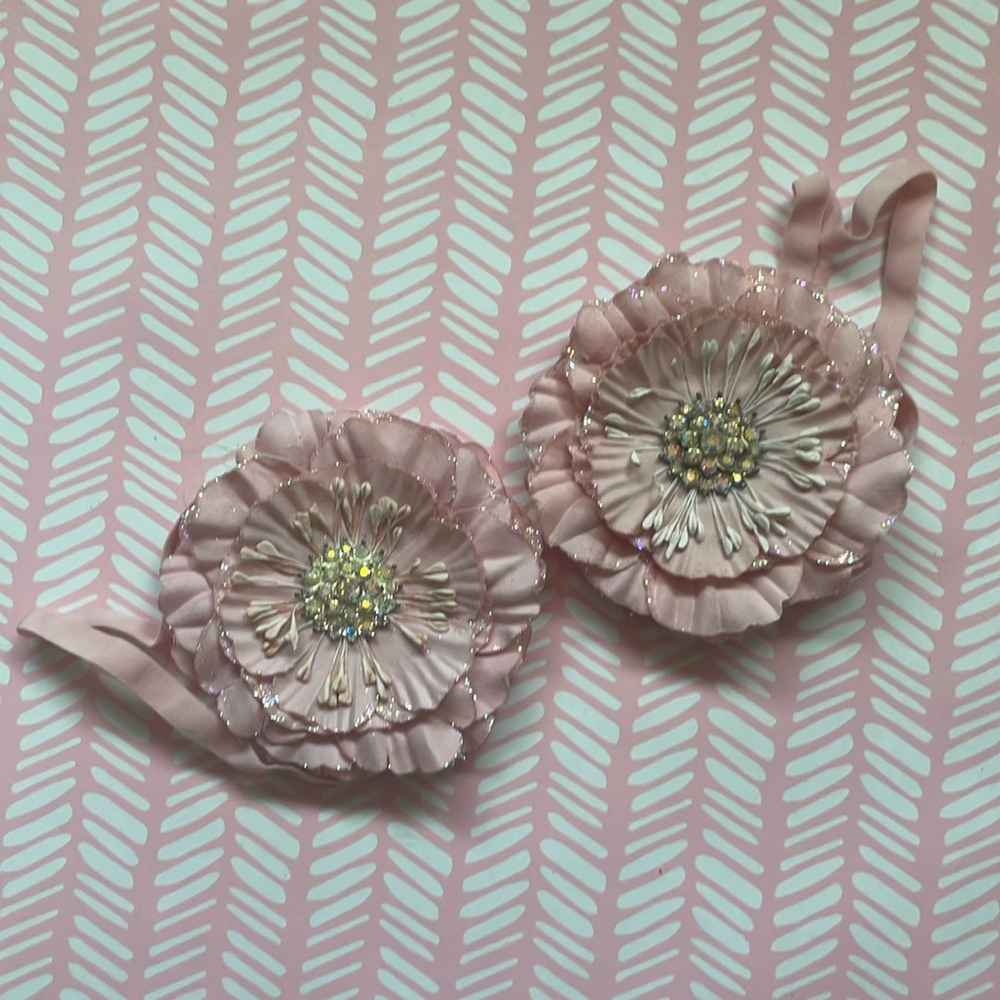 Light pink Tieks flower topper - 2 available